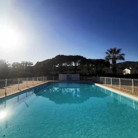 شقة Lovely With Pool Close To Beaches *